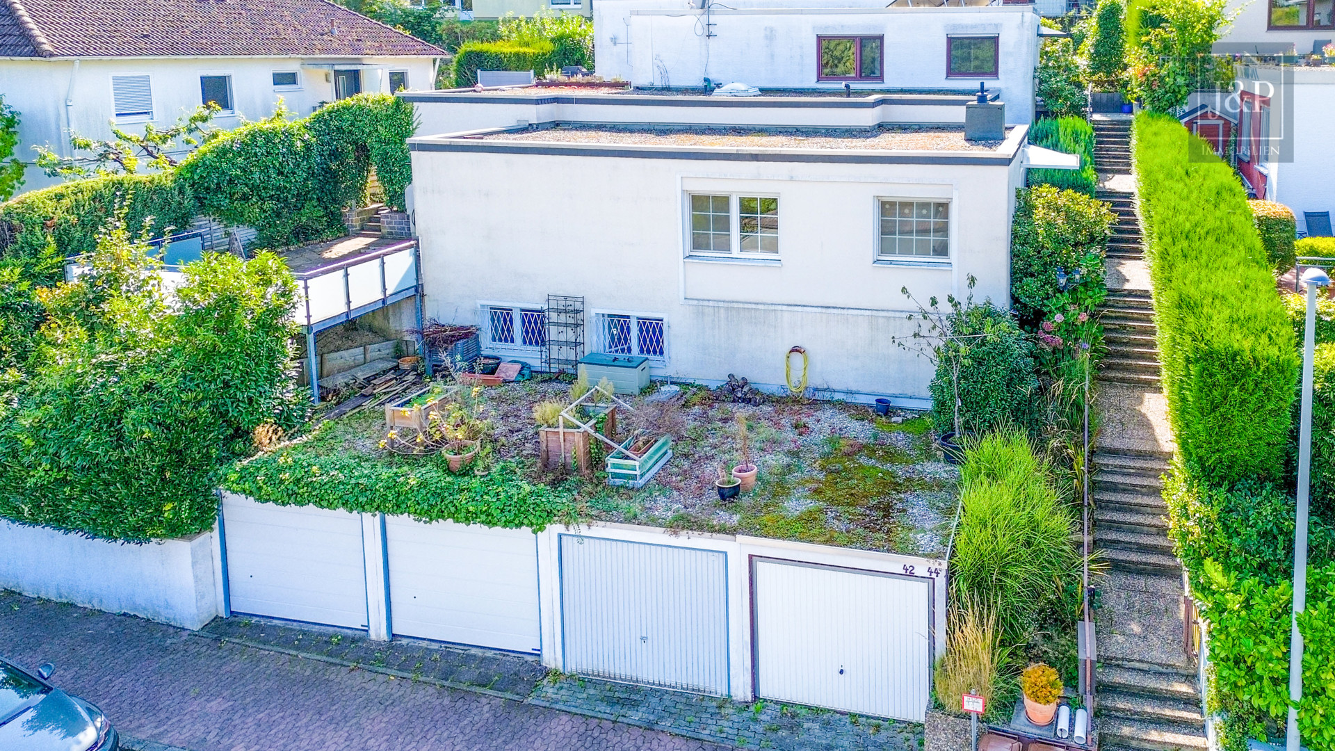 Perfektes Familienzuhause! Haus im Bungalowstiel mit viel Platz in idyllischer Landschaft - Außenansicht