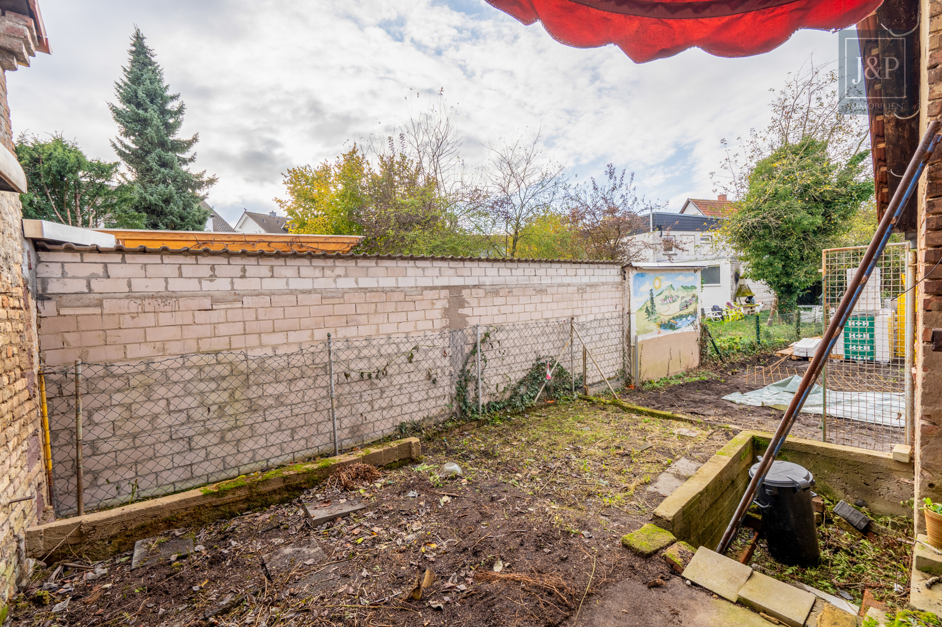 Abrissgrundstück in zentraler Innenstadtlage von Dietzenbach! - Terrasse