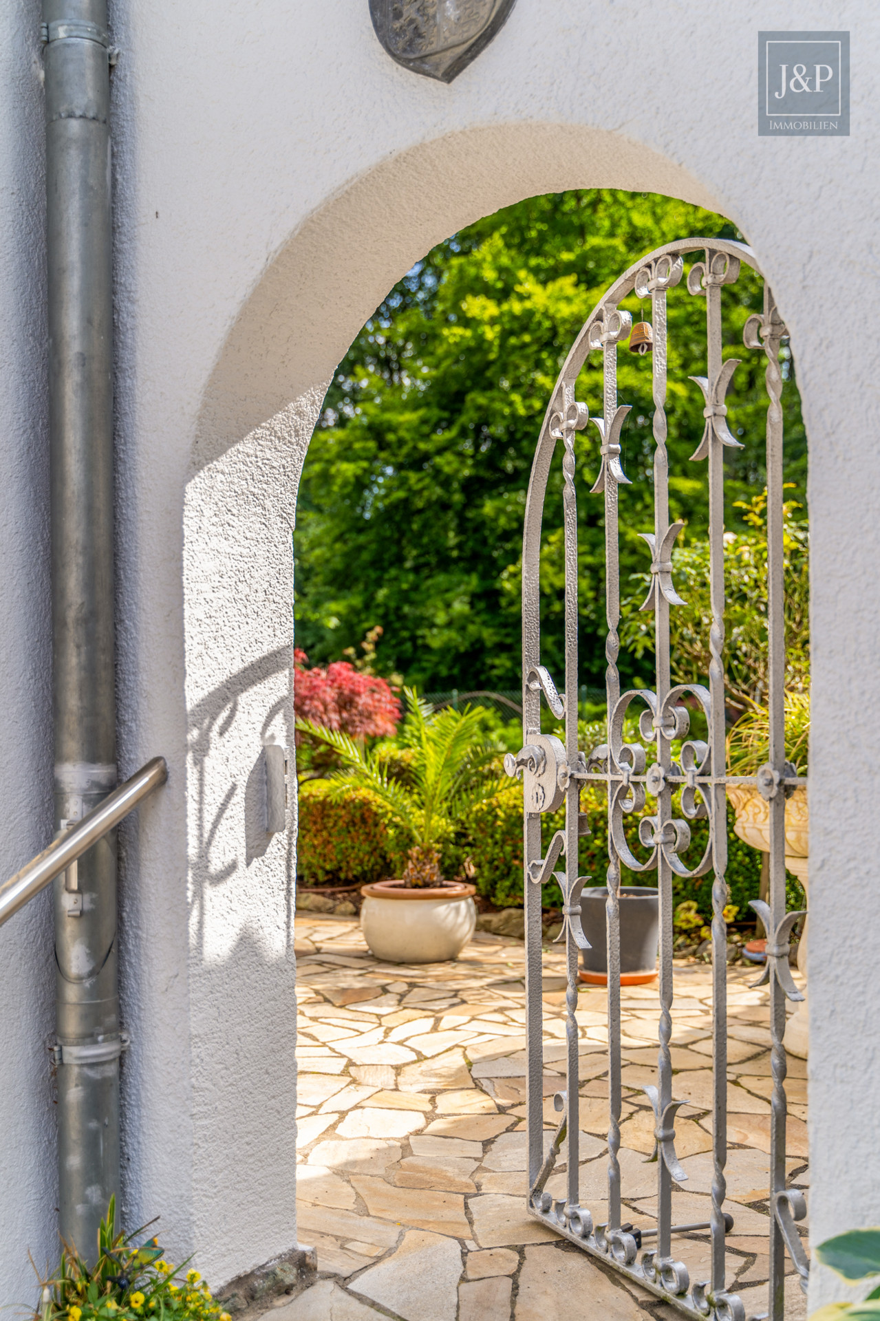 Freistehendes Einfamilienhaus in direkter Waldrandlage von Dreieich-Buchschlag! - Gartentor