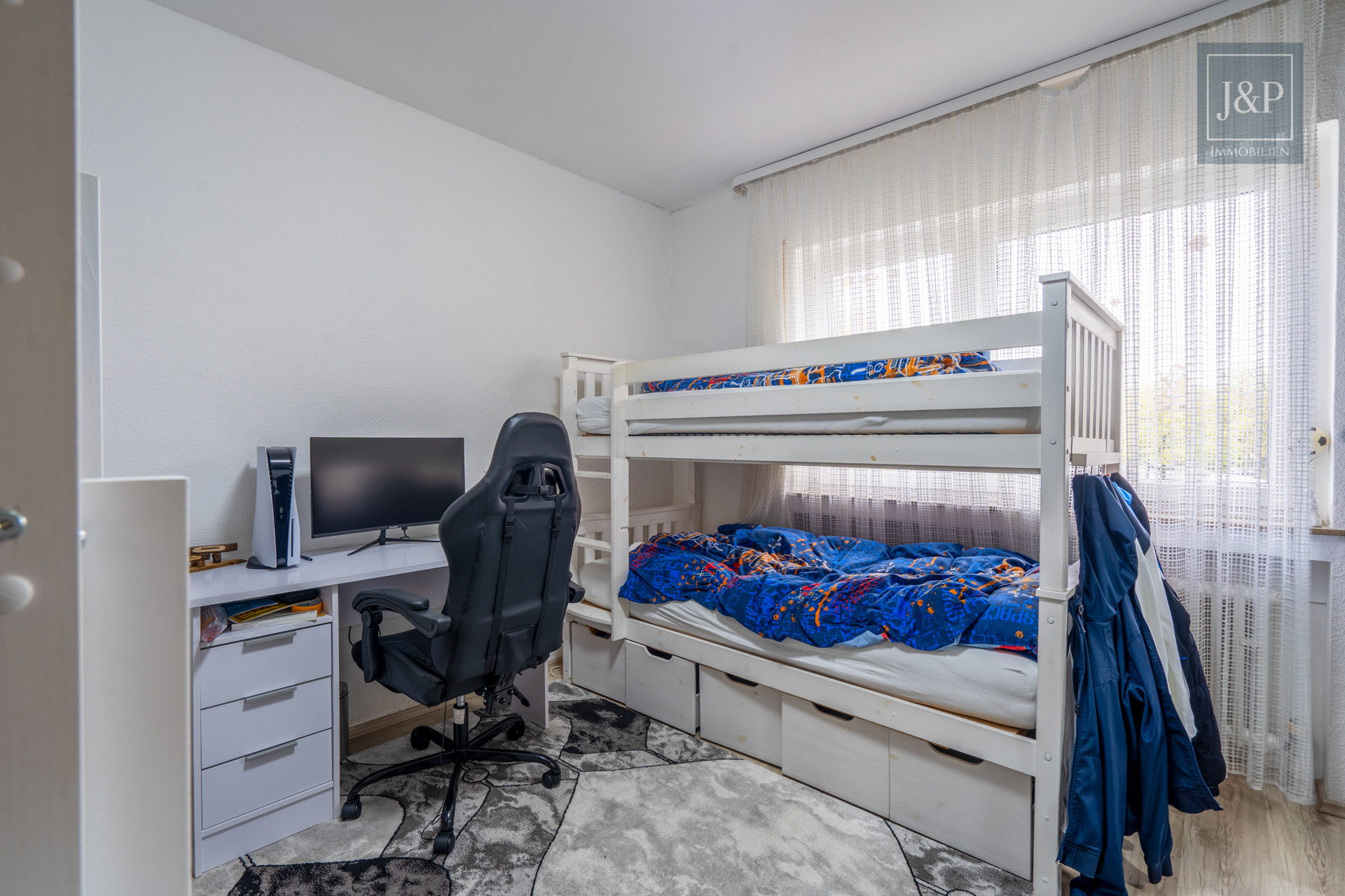 Stellplatz, Südbalkon und gelungene Raumaufteilung: Vermietete 3-Zimmer-Wohnung in Klarenthal! - Schlafzimmer 2