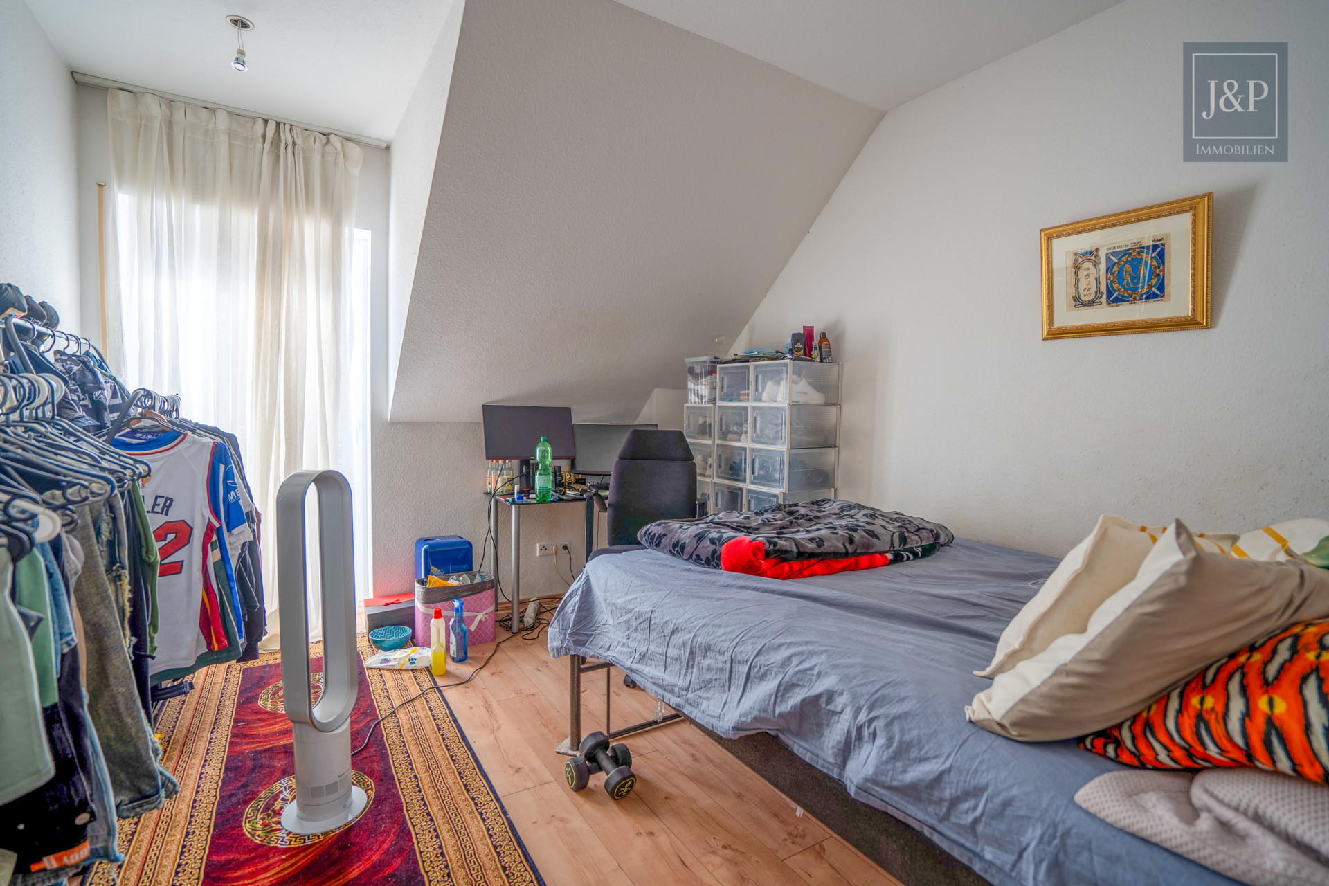 Traumhafte DHH mit Südterrasse und ELW - Ruhige und zentrale Lage in Dörnigheim - Kinder 1 1.DG