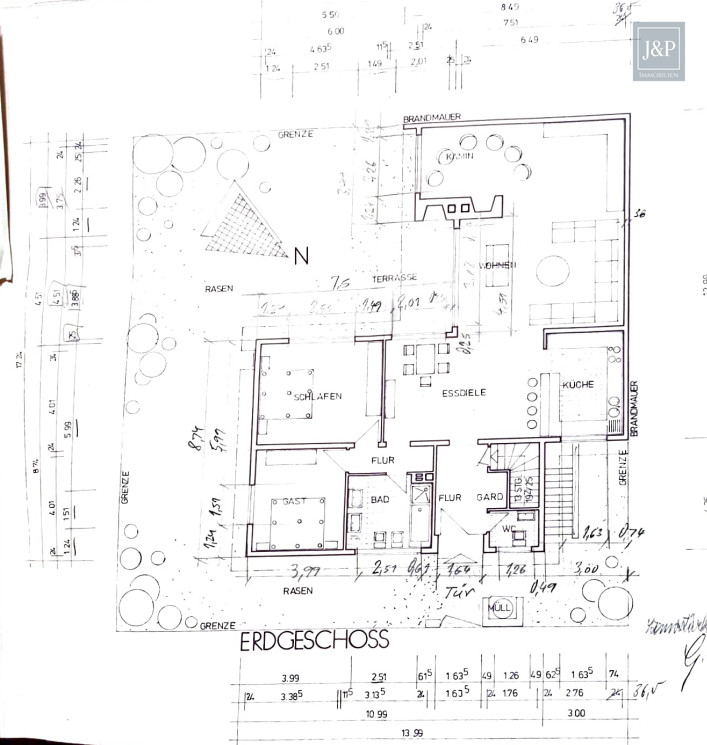 Gute Bausubstanz, Fußbodenheizung & viel Platz! Vollunterkellerter Bungalow am "Alter Waldsee" - EG Königstädten