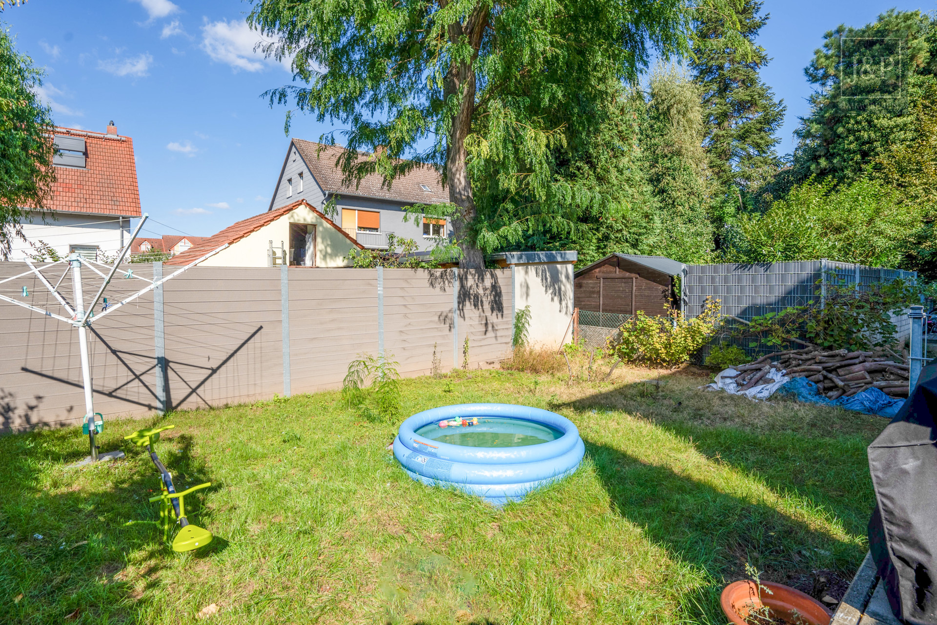 Traumhafte DHH mit Südterrasse und ELW - Ruhige und zentrale Lage in Dörnigheim - Garten